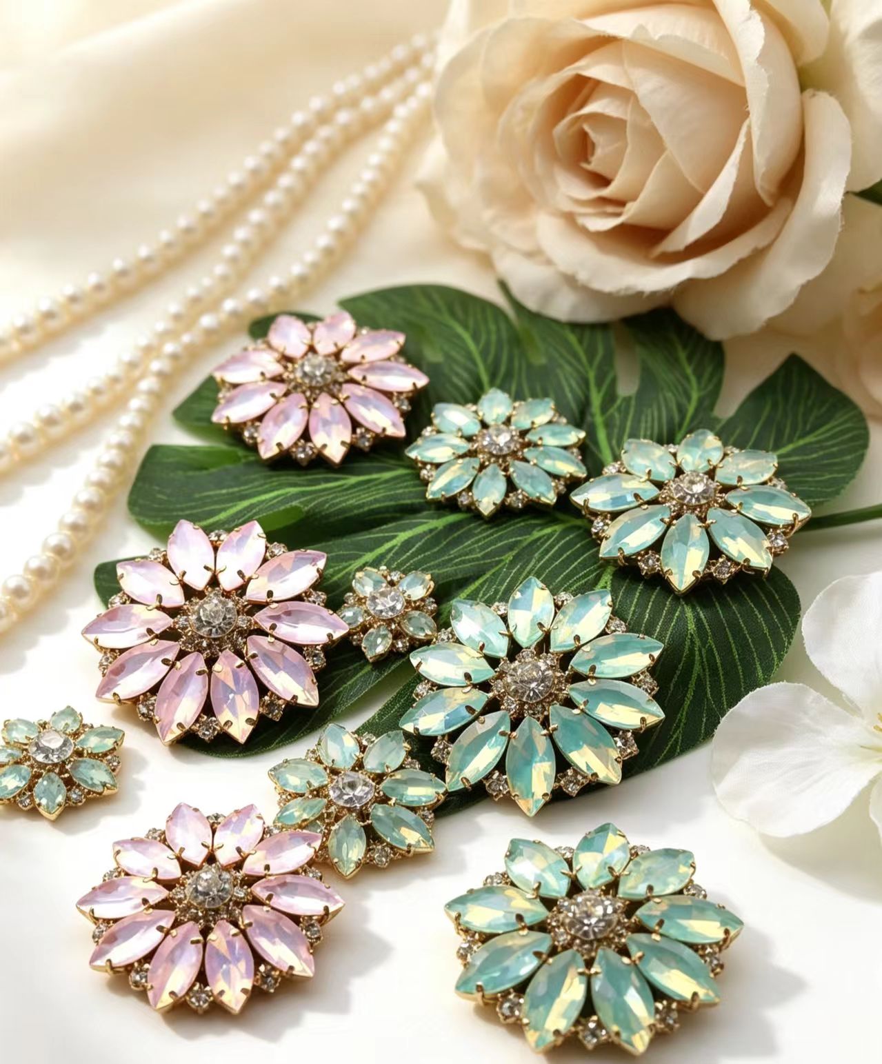 Gemengde kleur bloem marquise  - Sew On Rhinestone recensie en prijs
